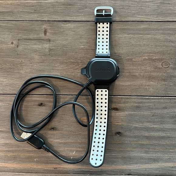 Garmin Approach S6 GPS Golf Watch - Picture 2 of 4